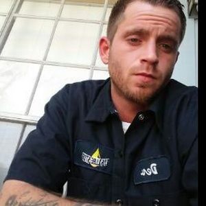 Meet your Posher, Devin